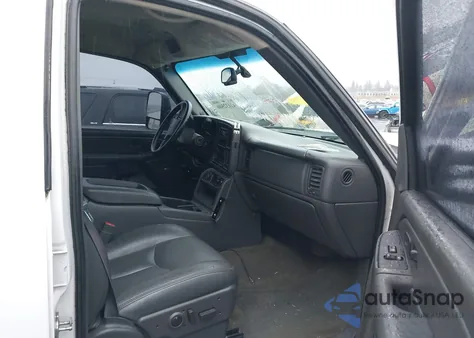 2006 Chevrolet Silverado K2500 Heavy Duty from USA, damaged, VIN 1GCHK23D46F191371